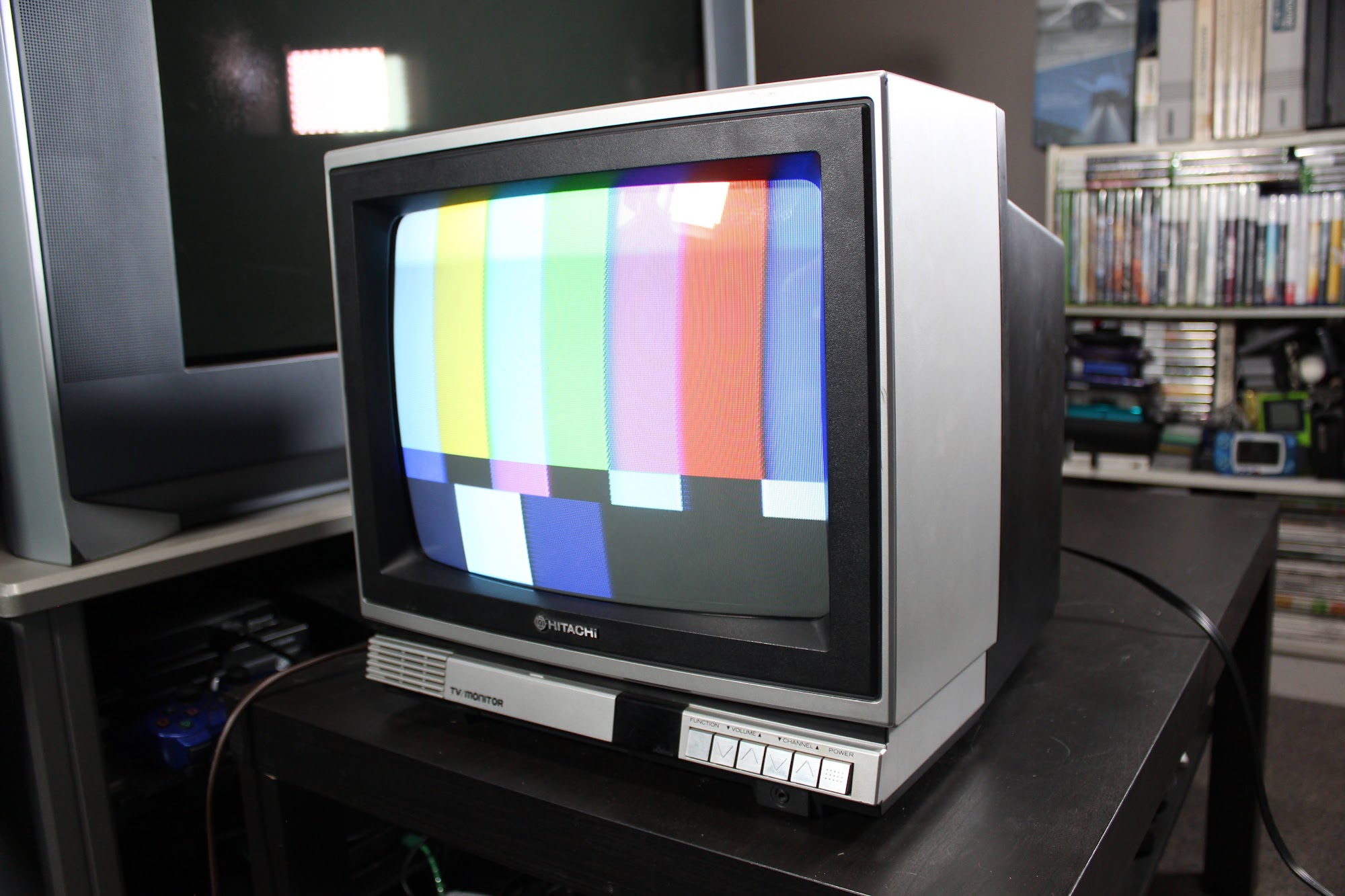 Hitachi CT-1358 | CRT Database